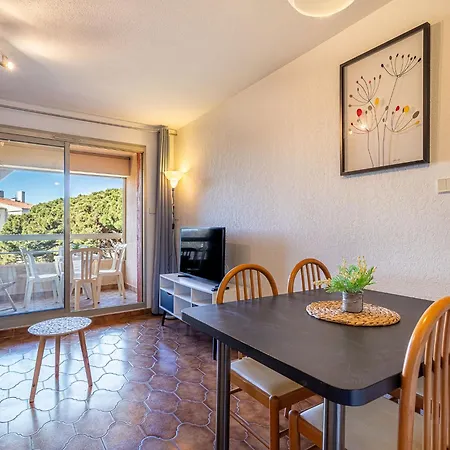 Apartment Les Regates-7 By Interhome