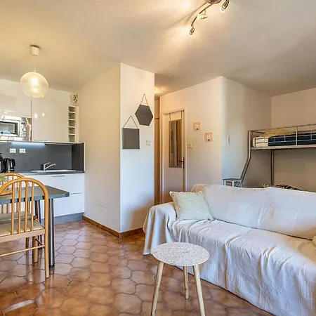 Apartment Les Regates-7 By Interhome Hyeres