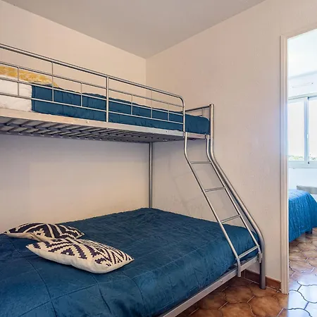 Apartment Les Regates-7 By Interhome